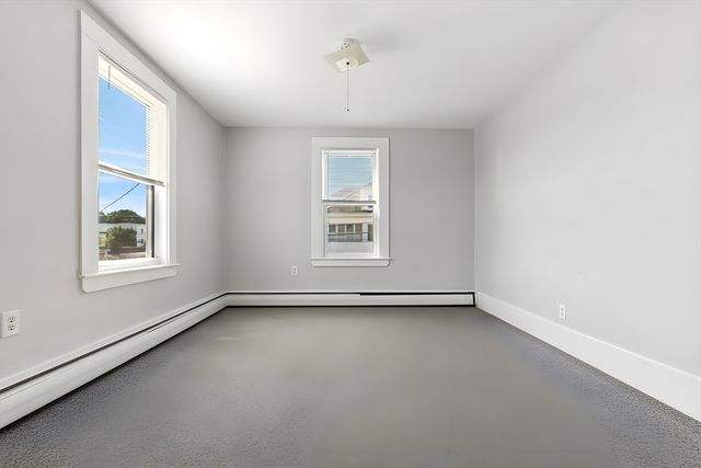4 Horton St 2, Salem, MA 01970