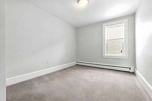 4 Horton St 2, Salem, MA 01970