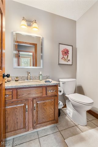 5909 Royal Hill Circle NE, Canton, OH 44721