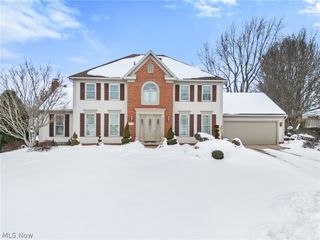 5909 Royal Hill Circle NE, Canton, OH 44721