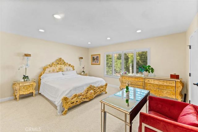 676 redwood Lane, San Dimas, CA 91773