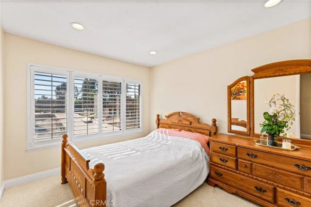 676 redwood Lane, San Dimas, CA 91773