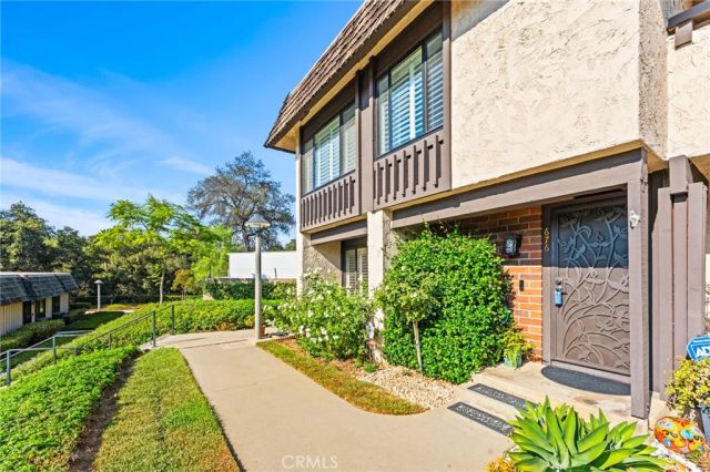 676 redwood Lane, San Dimas, CA 91773