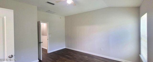 1573 BISCAYNE BAY Drive, Jacksonville, FL 32218