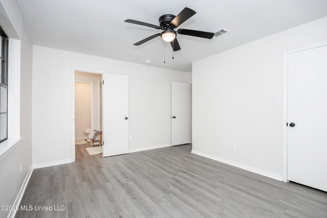 2550 Davidson Road, Ocean Springs, MS 39564