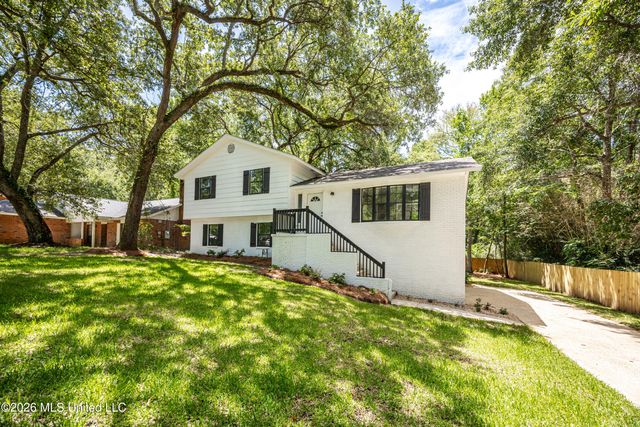 2550 Davidson Road, Ocean Springs, MS 39564