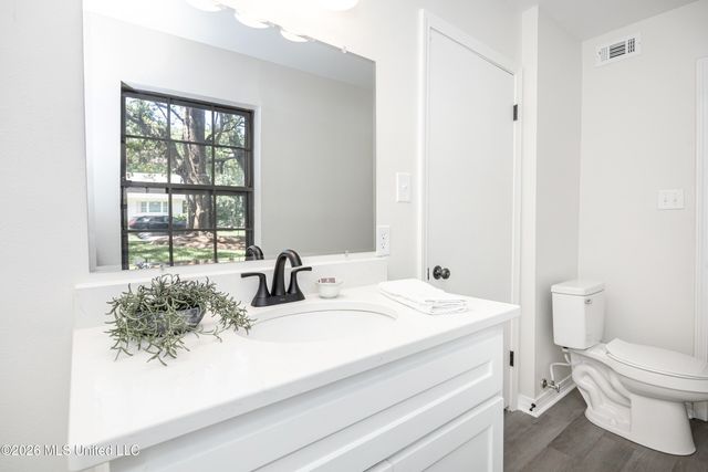 2550 Davidson Road, Ocean Springs, MS 39564
