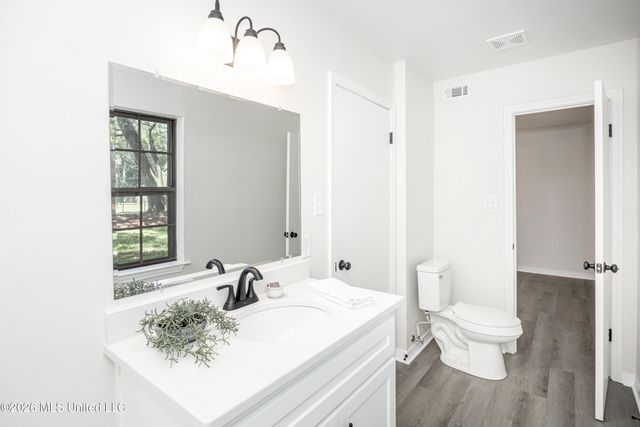 2550 Davidson Road, Ocean Springs, MS 39564