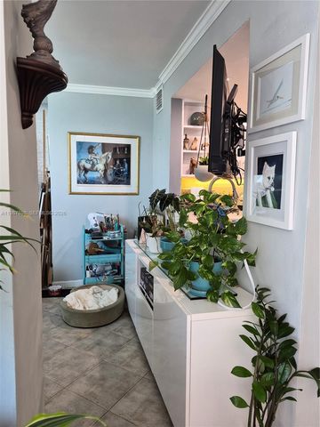 2655 Collins Ave 1910, Miami Beach, FL 33140