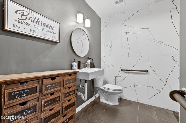 389 Apache Trail, Ormond Beach, FL 32174