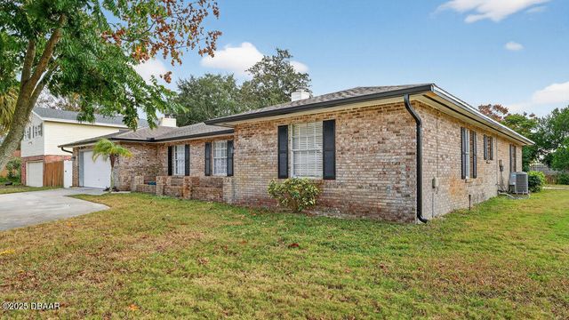 389 Apache Trail, Ormond Beach, FL 32174