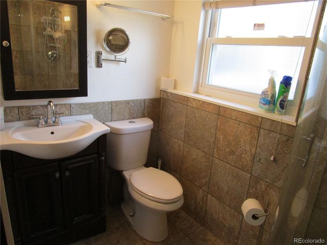 1093 S Macon Way, Aurora, CO 80012