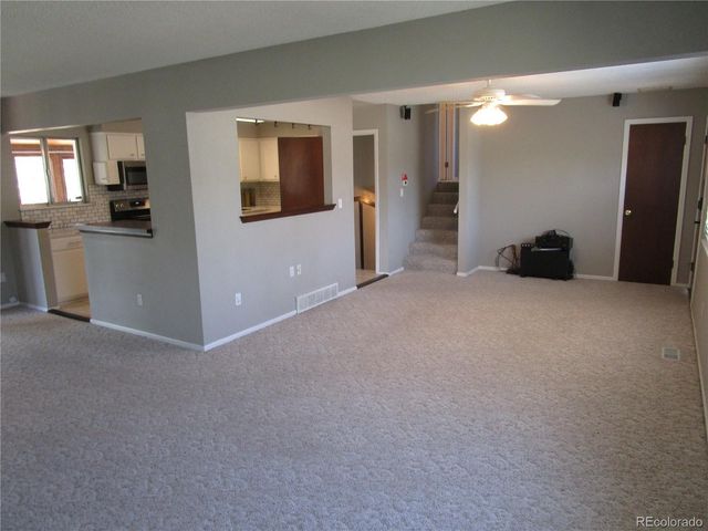 1093 S Macon Way, Aurora, CO 80012