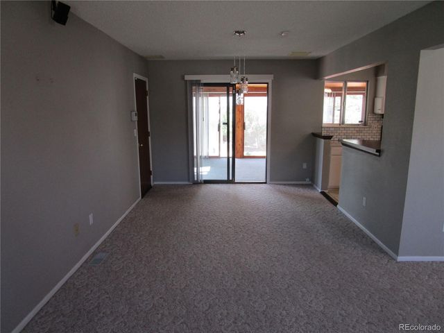 1093 S Macon Way, Aurora, CO 80012