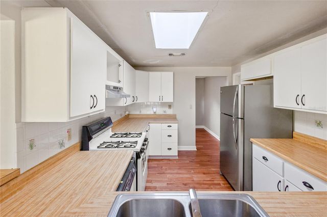 630 E COUNTRY CLUB DRIVE, Williston, FL 32696