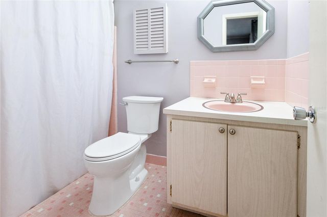 630 E COUNTRY CLUB DRIVE, Williston, FL 32696