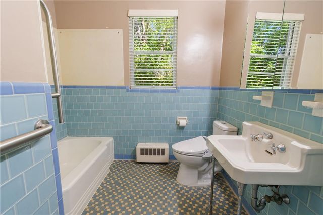 420 E BULLARD AVENUE, Lake Wales, FL 33853