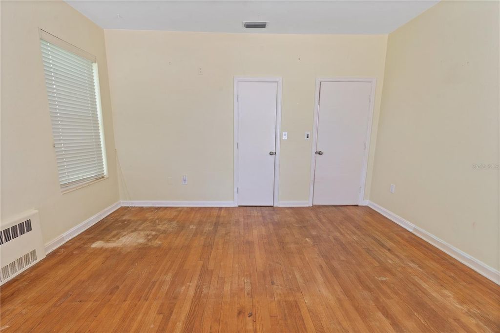 Image 15 of property listing at 420 E BULLARD AVENUE, Lake Wales, FL 33853