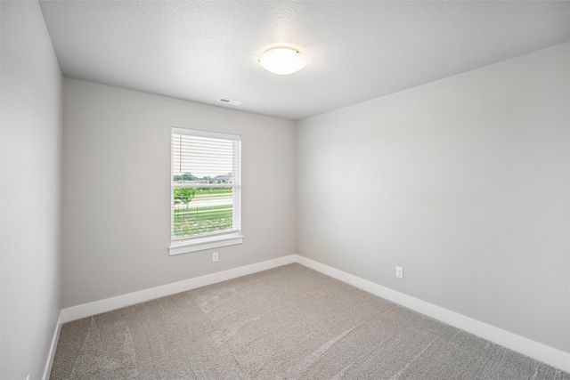 15215 Deerview Drive, Urbandale, IA 50323