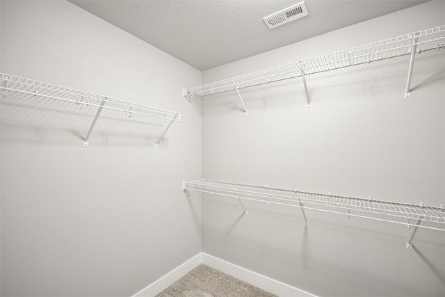15215 Deerview Drive, Urbandale, IA 50323