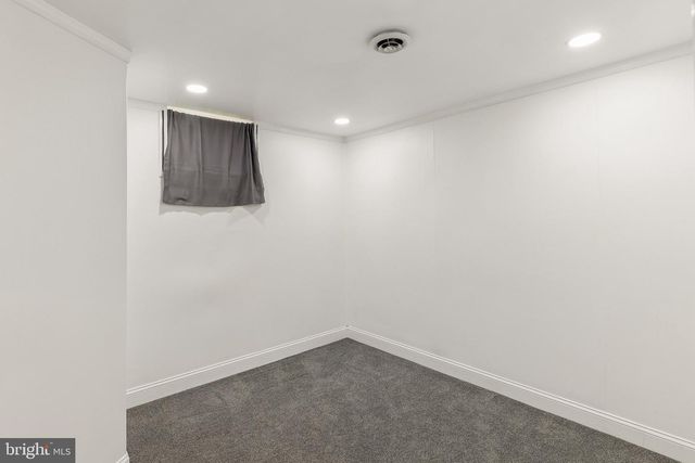 54 SANTALINA DR, Sicklerville, NJ 08081