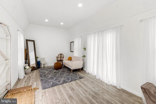54 SANTALINA DR, Sicklerville, NJ 08081