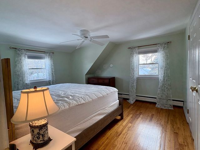 50 Redwood Ln, Barnstable, MA 02601