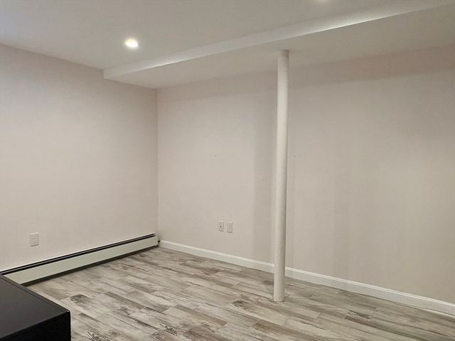 50 Redwood Ln, Barnstable, MA 02601