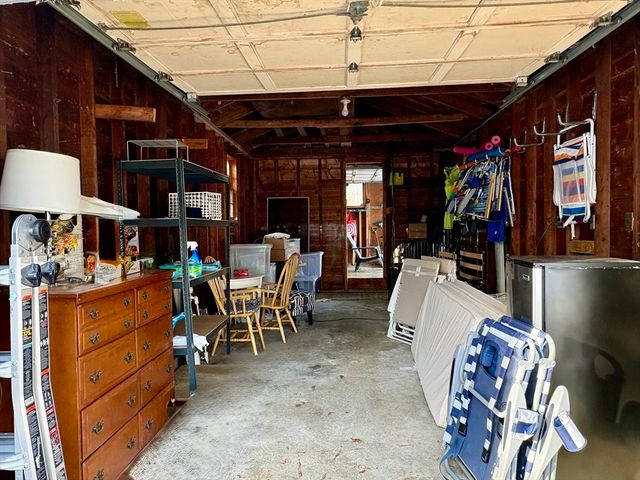 50 Redwood Ln, Barnstable, MA 02601