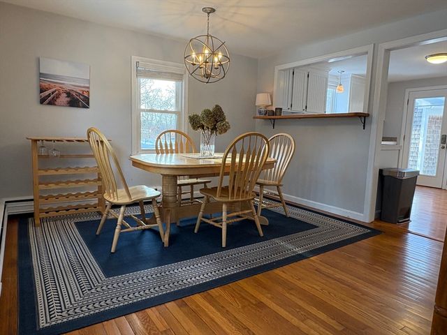 50 Redwood Ln, Barnstable, MA 02601