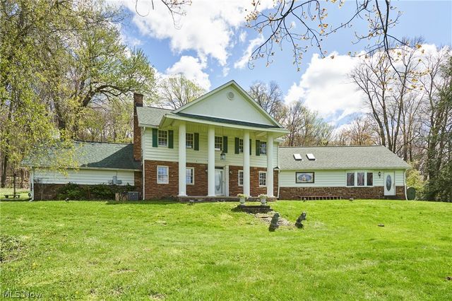 535 Crystal Lake Road, Akron, OH 44333