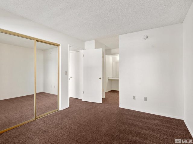 1465 E Peckham Lane APT 55, Reno, NV 89502