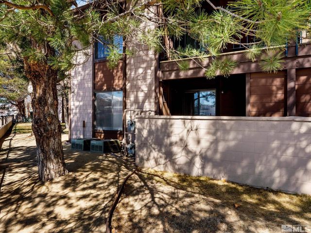 1465 E Peckham Lane APT 55, Reno, NV 89502