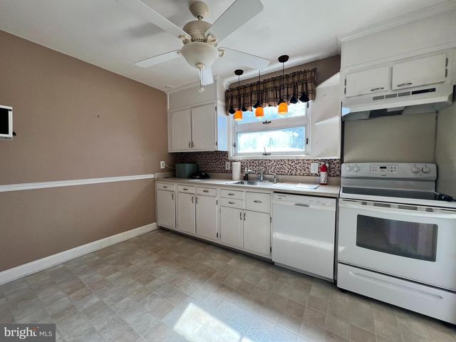 344 FAIRFAX RD, Drexel Hill, PA 19026