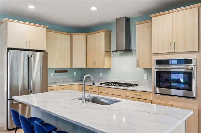 207 Rock Creek Rd, Indiana Twp, PA 15238