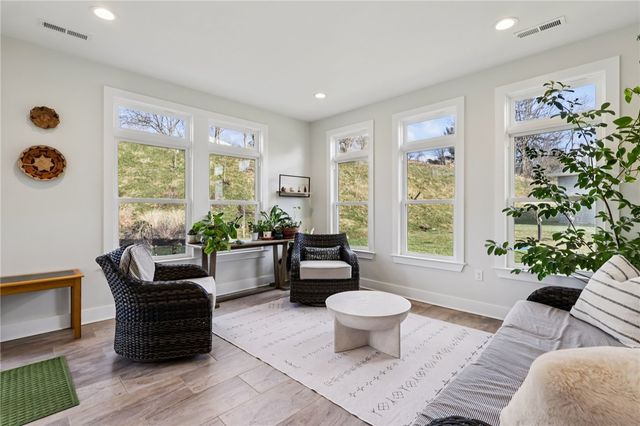 207 Rock Creek Rd, Indiana Twp, PA 15238