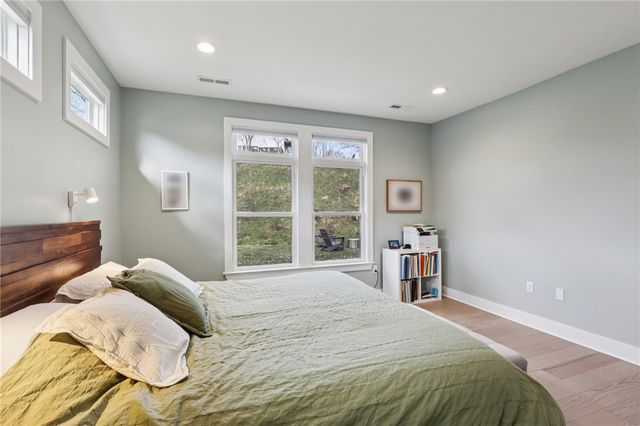 207 Rock Creek Rd, Indiana Twp, PA 15238