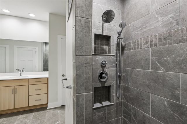 207 Rock Creek Rd, Indiana Twp, PA 15238