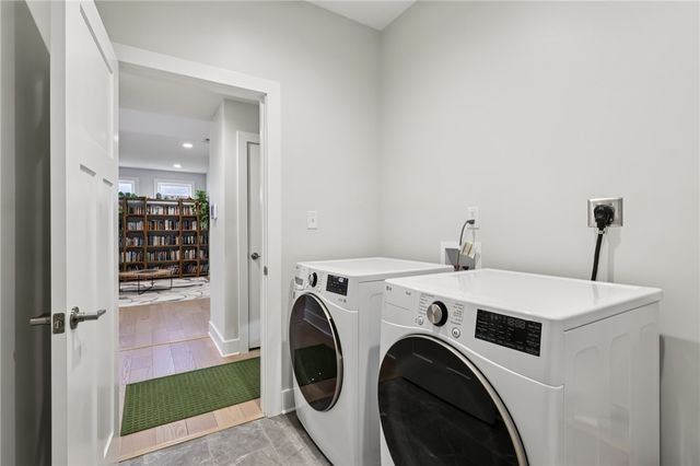 207 Rock Creek Rd, Indiana Twp, PA 15238