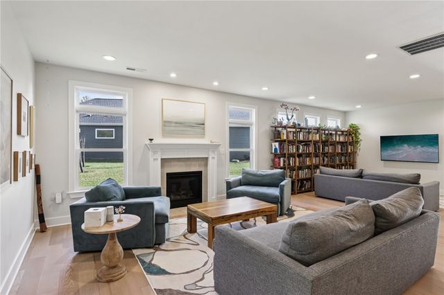 207 Rock Creek Rd, Indiana Twp, PA 15238