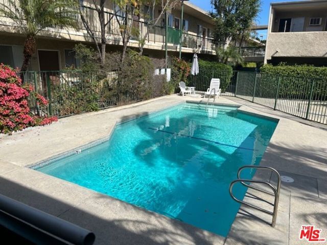 10540 Balboa Boulevard 125, Granada Hills (los Angeles), CA 91344