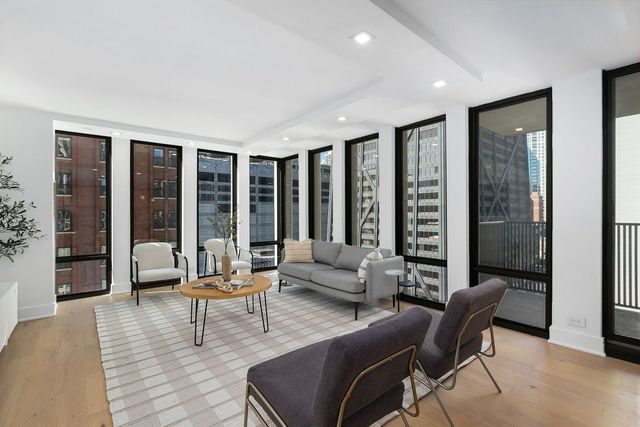 200 E Delaware Place 13F, Chicago, IL 60611