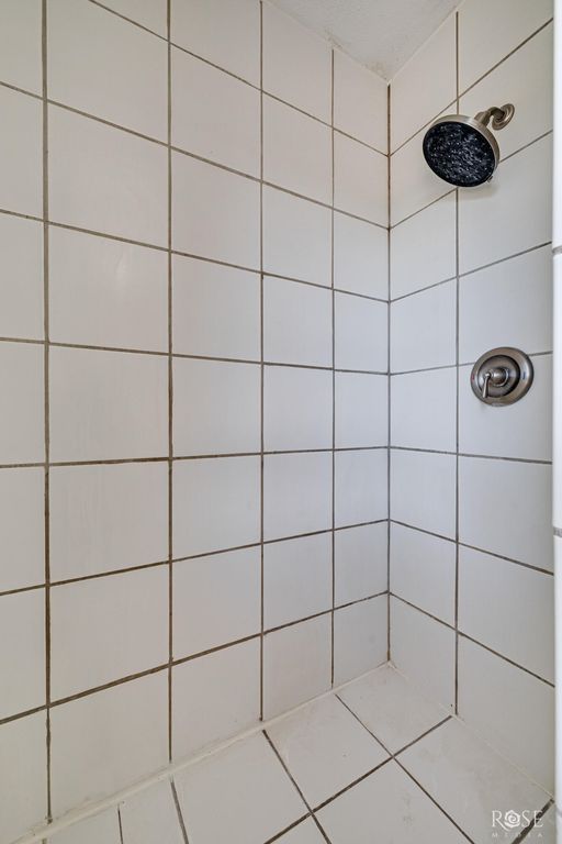Image 21 of property listing at 606 W Duncan Avenue, Mertzon, TX 76941