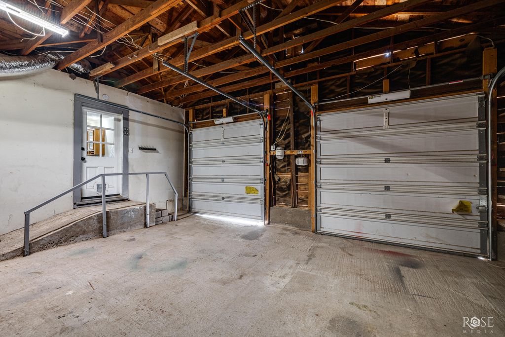 Image 27 of property listing at 606 W Duncan Avenue, Mertzon, TX 76941