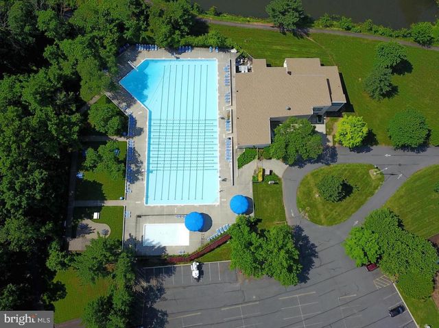 444 SUGARLAND RUN DR, Sterling, VA 20164