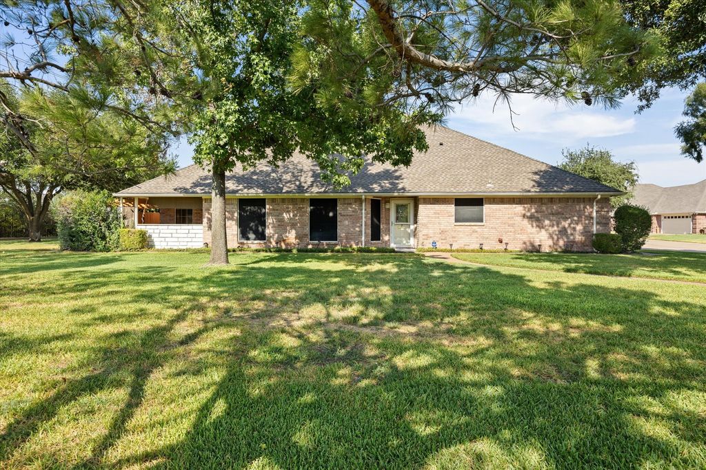 1202 Henard Lane, Granbury, TX 76048 — photo 4