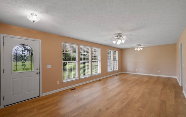 741 Trousdale Ferry Pike, Lebanon, TN 37087