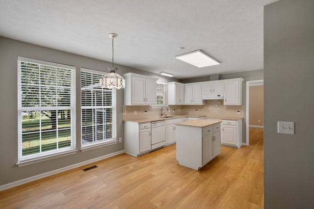 741 Trousdale Ferry Pike, Lebanon, TN 37087