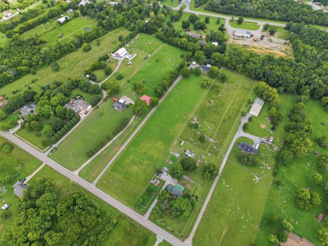 741 Trousdale Ferry Pike, Lebanon, TN 37087