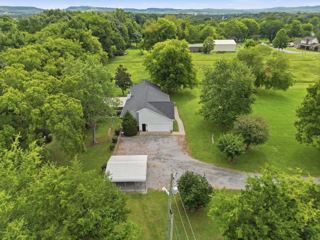 741 Trousdale Ferry Pike, Lebanon, TN 37087